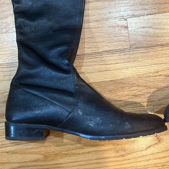Thigh high beautiful Stuart weitzman black leather boots - Picture 2 of 13